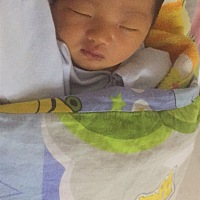 宝宝出生第三天了，除了脸有点黄，其它都正常，医生说的好要严重，叫转去儿科医院