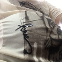 【急•求经验】昨晚见红，肚子一点都不疼。但是下午10分钟一次宫缩，我大概多久会生？有类似经验的吗？...