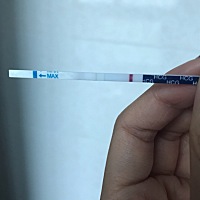 这个应该不是怀孕吧