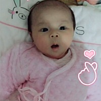 宝宝一个多月啦、宝妈们都是喂多少毫升的奶粉？