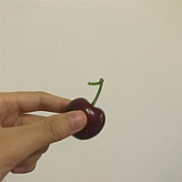 我想问问其他孕妈孕期吃的多不多，我反正是一天三餐，不加餐，其余时间不吃零食，只吃水果。到现在不吃...