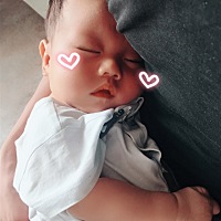 双下巴还带着尖的小老头，你怎么这么可爱？😘😘