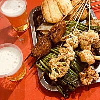 结婚四个月。我是河南的，老公要去云南，我在本地有工作老公说我想去可以和他一起去，但是我有点舍不得...