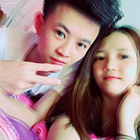 其实我老公还挺好的，就是不会哄人开心    木头一个    但是我想吃什么      要买什么    他都同意   就...