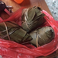 想念老妈包的粽子