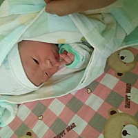 宝贝 今天你19天了 跟妈妈一起熬了一半的时间我们就能出去玩了😆😆😆