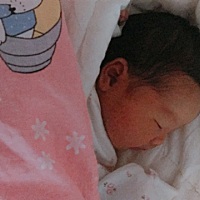 终于体会到了带娃的辛苦，完全懵的，啥都不会😂，没人帮忙都不晓得该咋弄！😂