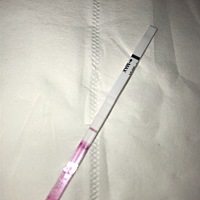 亲们能看到淡淡的粉色吗？往常都是11号来例假