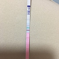 4月25号来的月经，这几天排卵试纸都是这样的，这个月可能又没希望了😭