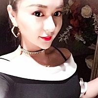 怀孕前与生完宝宝出满月后的差距🙄😰脸圆了，体重多了14斤，一年前后老了2岁😥😥😥