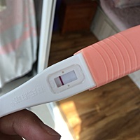 促排第三个月，内膜才0.6，这个月3号4号同房，今天是第十天，早上8点起来没忍住，一个大白板，等到9点去...