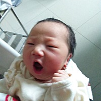 五四出生，哥哥给取个小名—添添！