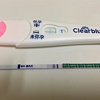 末次月经4月17，周期30，今天5月15，晨尿大卫测隐约两道杠，有意念成分，改用可丽蓝，已经很明显了。给...