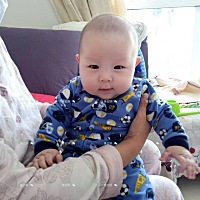 我也是你的粉丝 迷恋你的肌肤😍 好燕窝吃了才好，孕期的燕窝，一人吃两人受益，可预防妊娠纹，帮助胎...