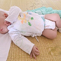 两个月了，依旧是那个除了吃就是睡的小迷糊 😘