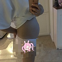 末次月经1.22日，四个月的肚肚还可以吧嘻嘻。