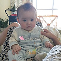 燕窝宝宝，皮肤真白 又长得非常漂亮，是不是你也有想生个小妹妹的冲动🙆‍♀️