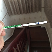 看得出来有一条非常非常浅的线吗