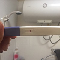 过几天就是月经了，今天下午测了一下，大家帮我看看有了吗？太浅了，怕是炸胡啊！