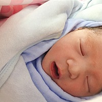 姓宋男宝宝 各位朋友帮我想个名字呀