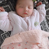 留下姓氏和生辰八字，给宝宝取名