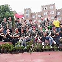 参加公司的拓展训练，全身酸痛，强制减肥！不过通过这次的训练成长了很多！