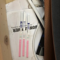 请大家帮我看看排卵试纸，这个深浅表示我排卵期到了吗