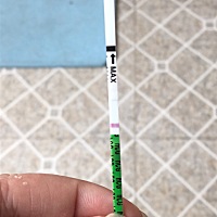 最后一次月经423。514同房。连续测了三天依旧白板。可是腰真的非常非常酸。到底是要来姨妈了，还是要来...