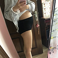 4个月的肚子 大吗 男娃娃还是女娃娃呢😄