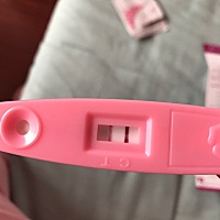 有没有有经验的告诉我一下，这是怀了还是没怀啊，谢谢