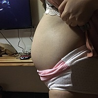 18 2，这肚子会不会太大了，羊水多的话该怎么办？