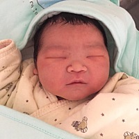 宝宝己出生，有人猜对有人猜错，剖腹产7.4斤女宝，真心不容易，祝各位宝妈能顺产好运