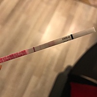 请宝妈们指教下是不是又失败了😢两张都是今早的，看不太来，谢谢了