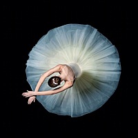 我娘家马上要拆迁了，我的户口一直没有迁走， 听说是 按人头分 一个人35万，在给60个平方的安置房（安置...