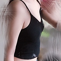 产后胸部干瘪缩水下垂，有大神知道有什么办法弥补回来吗？