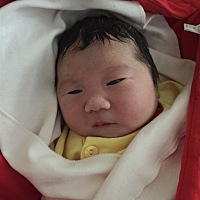 生宝宝哪一刻撕心裂肺的痛，一看到宝宝就开心的忘了疼