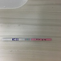 今天测了一下排卵试纸，这是强阳吗？接下来怎么做呢？求问