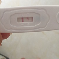 昨天测的，到今天看又变红了是什么原因？？？