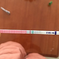 月经过后从排卵期测20多天一直都有两条线，美女这是什么原因？？？？