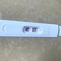 月经推迟十三天，今天早上验的，那么深是早就怀孕了吗