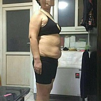 🌸婆婆也爱美💗  瘦身衣适合各个年龄段✌ 你还在犹豫吗？女人永远不要对自己吝啬！因为青春很短暂，...