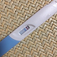 线很淡很淡。这样有怀？