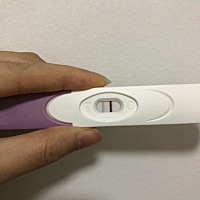 上个月8号月经，这个月月经期还没有到，今天早上用毓婷验孕棒测了一次，因为太早验怕不准，而且听说这个...