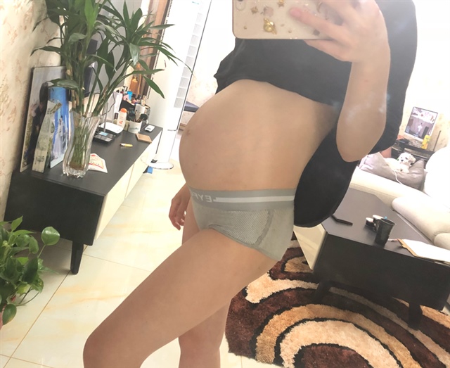 36周   54kg  比孕前重8斤  生完孩子100斤  整个