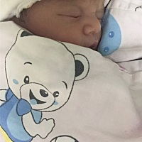 剖腹产 5.7斤 是个小仙女 嘻嘻