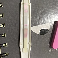 月经推迟二天。又是白板