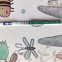 末次月经5月8日，6月6日开始有水印，之后一直粉印，今天稍微加深，大家帮忙看看正常不、谢谢各位。