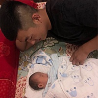 爸爸👨是这样爱女儿的😊 每天下班以每分钟200迈的速度往家冲😂