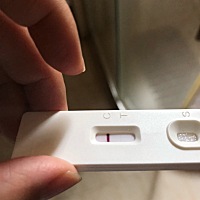 有经验的宝妈帮我看下。腰酸肚子胀一个多礼拜了，总感觉人很累烫烫的。今天早上测了下显示如下图，好像...