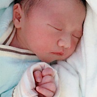 单亲妈妈，40+1生了健康男宝一枚。顺产6斤2。已出院。